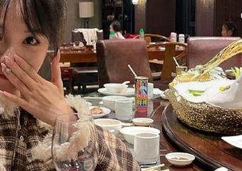 17吃瓜群众网免费开放全网最热瓜看不停