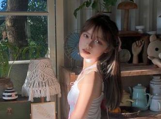 想看吃瓜吗？少女推荐你来51.com观看哦！