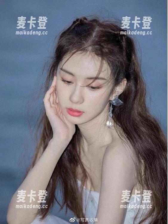 51吃瓜网址动漫游戏主题炫酷网页展现