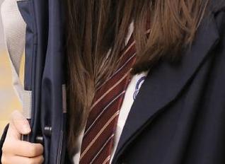 想要苹果版的51吃瓜网官网入口？妹子带你轻松拿！