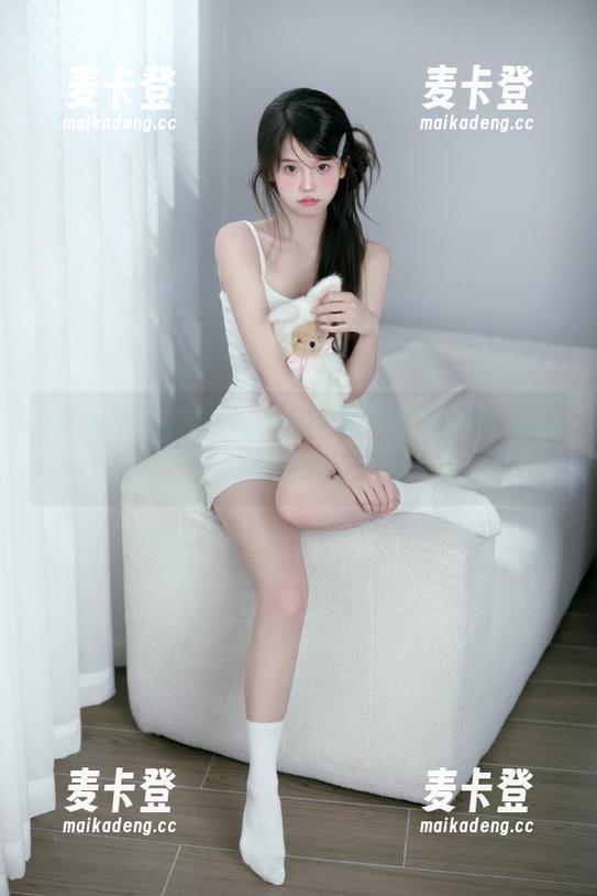 hlw 直达hlw,一位妹子的超级吃瓜体验全记录!