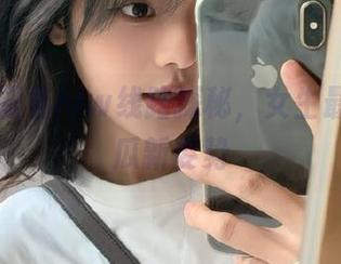 跟着hlw线路探秘，女生最in的吃瓜新姿势