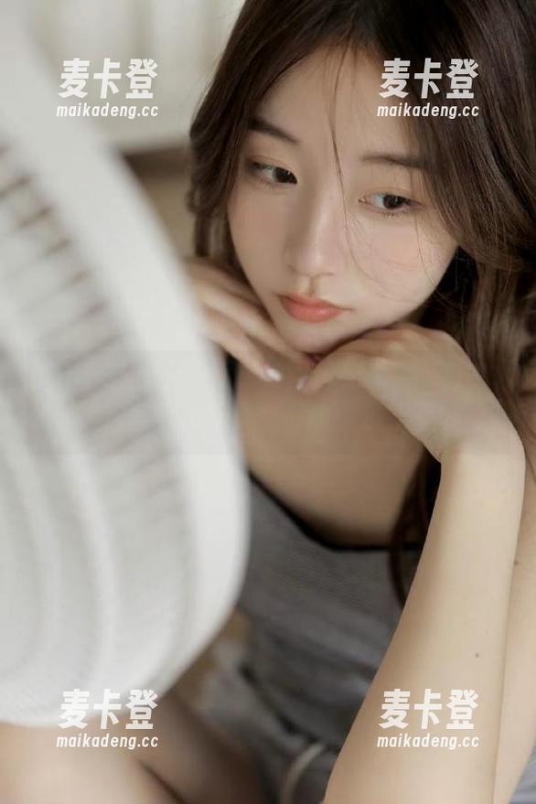 最新鲜的吃瓜故事尽在九一吃瓜群众，女生们的娱乐新天地