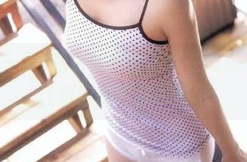 免费视频直播就在吃瓜头条，让你实时吃瓜不停歇