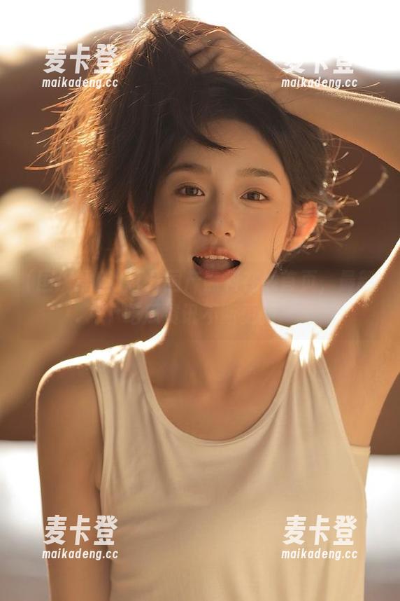 打开国产黑料在线首页，最新吃瓜资讯不断更新