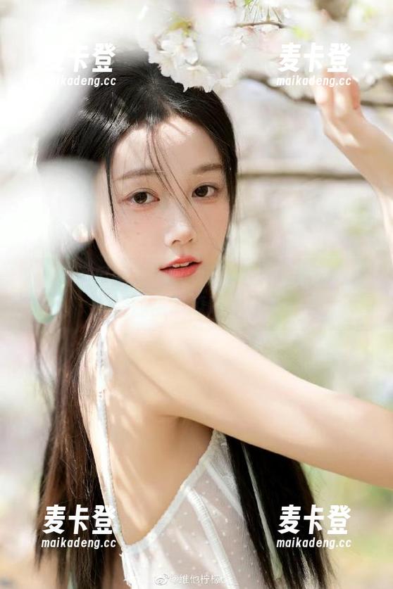 天天吃瓜网免费带来精彩纷呈的热点瓜闻全覆盖