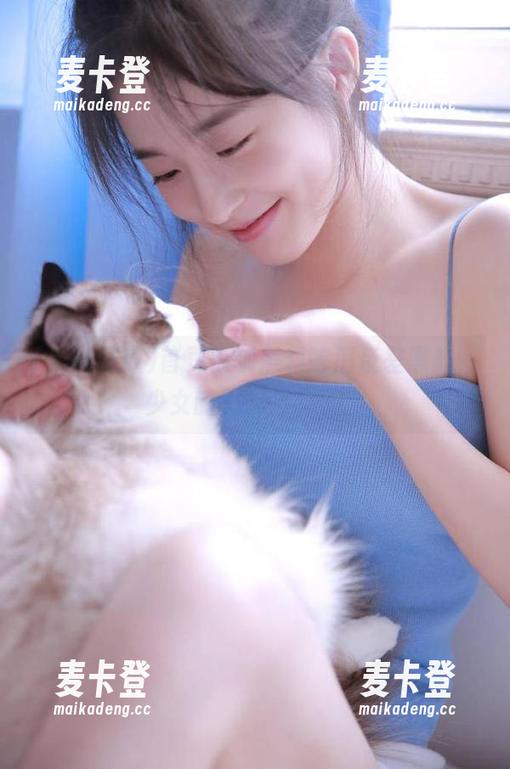 首页惊现黑料吃瓜反差黑料，少女的秘密追剧基地