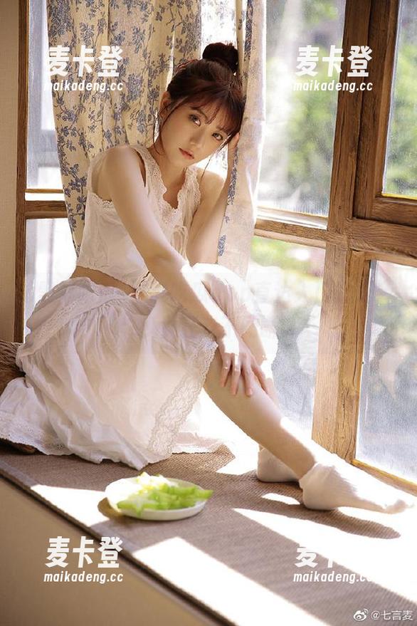 黑料吃瓜app直达入口打开，少女狂欢不间断