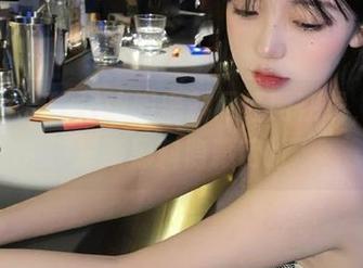 访问黑料网红网在线，获取最新黑料隐藏网址